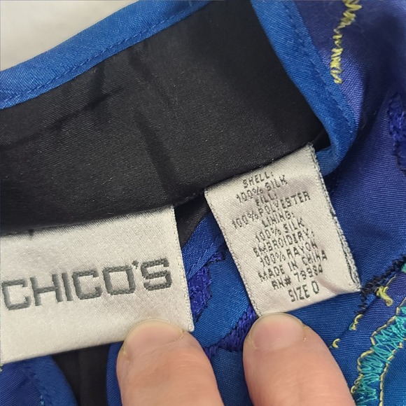 Chicos Jacket Silk Blue Purple Quilted Embroidered Size 0 Small Art to Wear Open - Picture 2 of 9